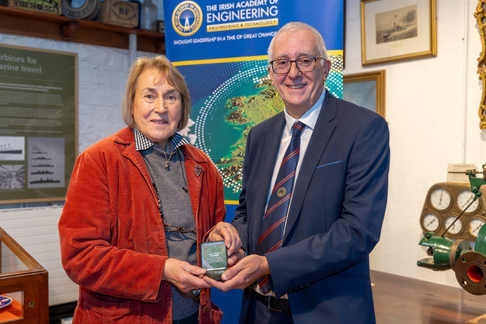 Lady Rosse pictured alongside Professor Vince Fusco, proudly smiling, with the Parsons Medal
